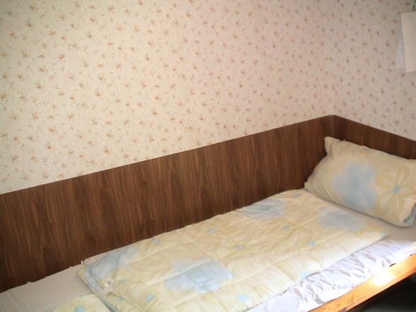 Campingh�tte-innen2